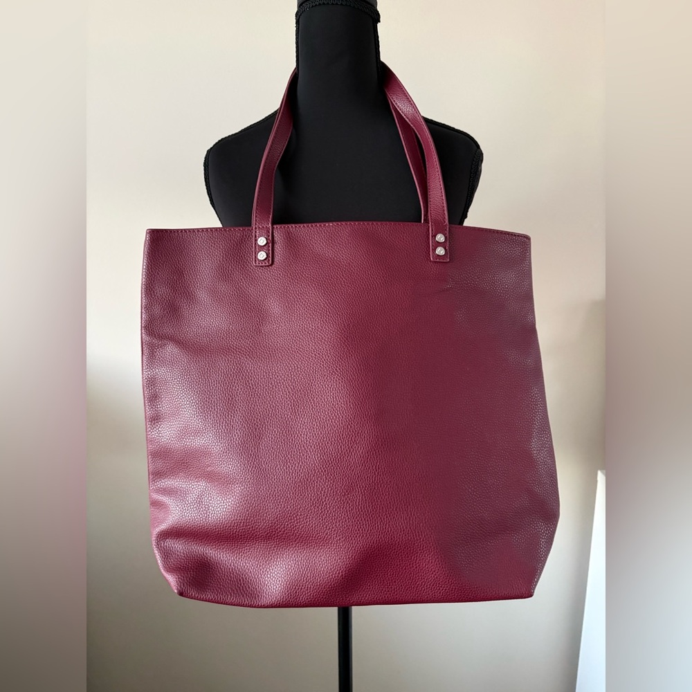 Jewel by ThirtyOne Burgundy Around Town Tote Bag - Merlot